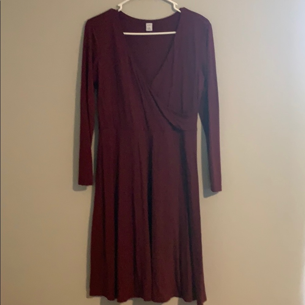 Old Navy Dress, Burgundy, Depp V Neck, Never Worn